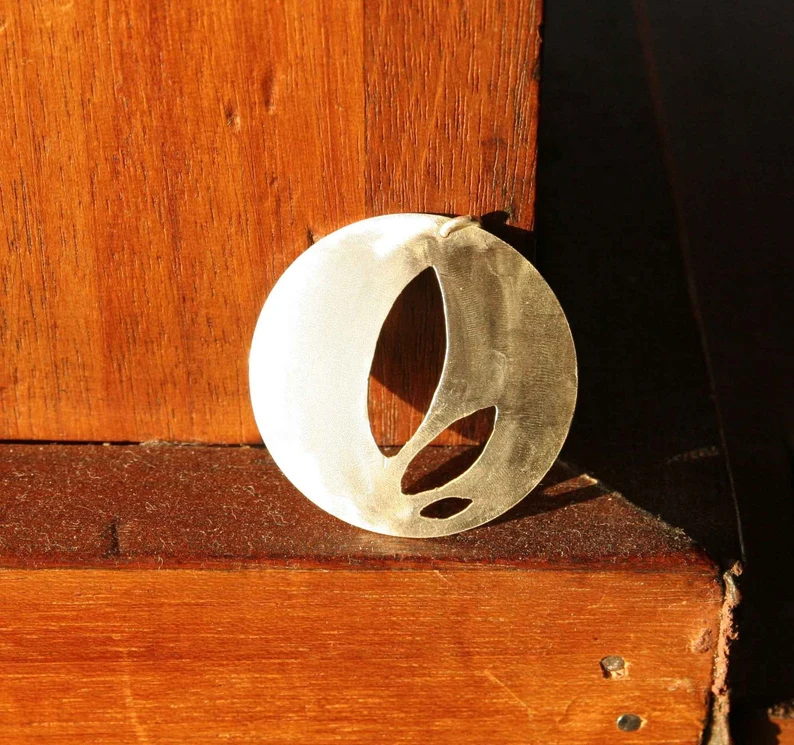 Tri-Leaf Necklace - Image 2